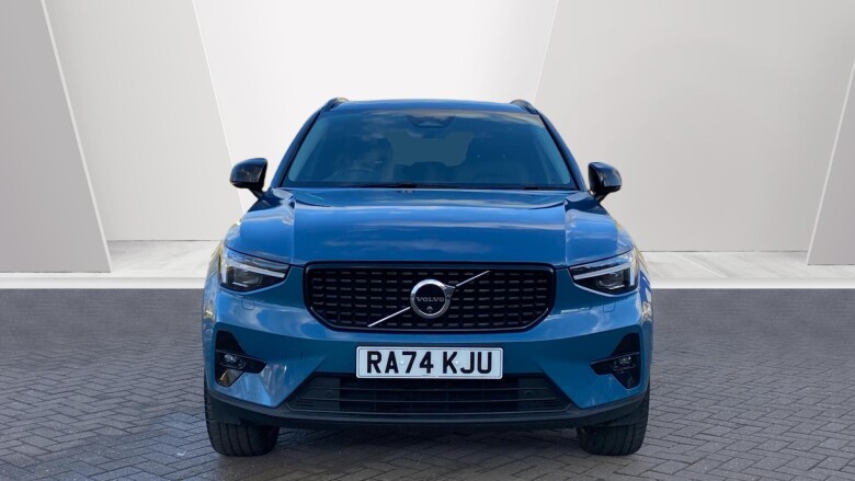 Volvo XC40 2.0 B3P Ultra Dark 5dr Auto Petrol Estate